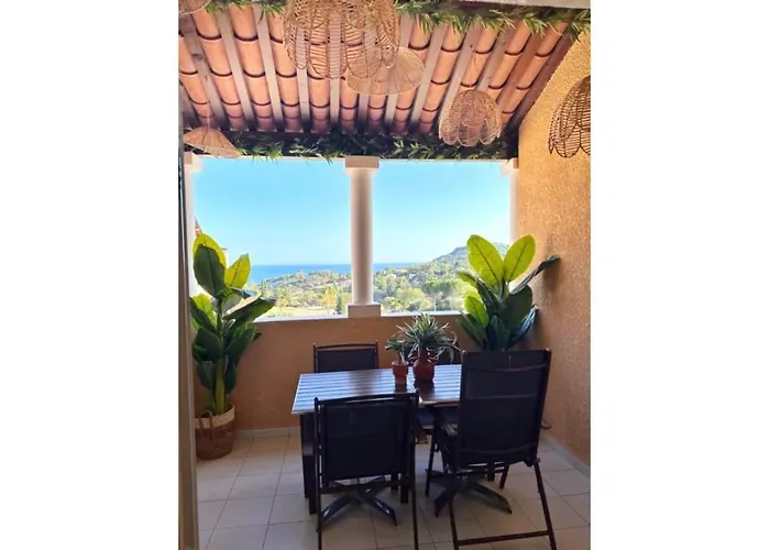 Cap Esterél Vue 5 Pers Premium Place Saint-Raphaël